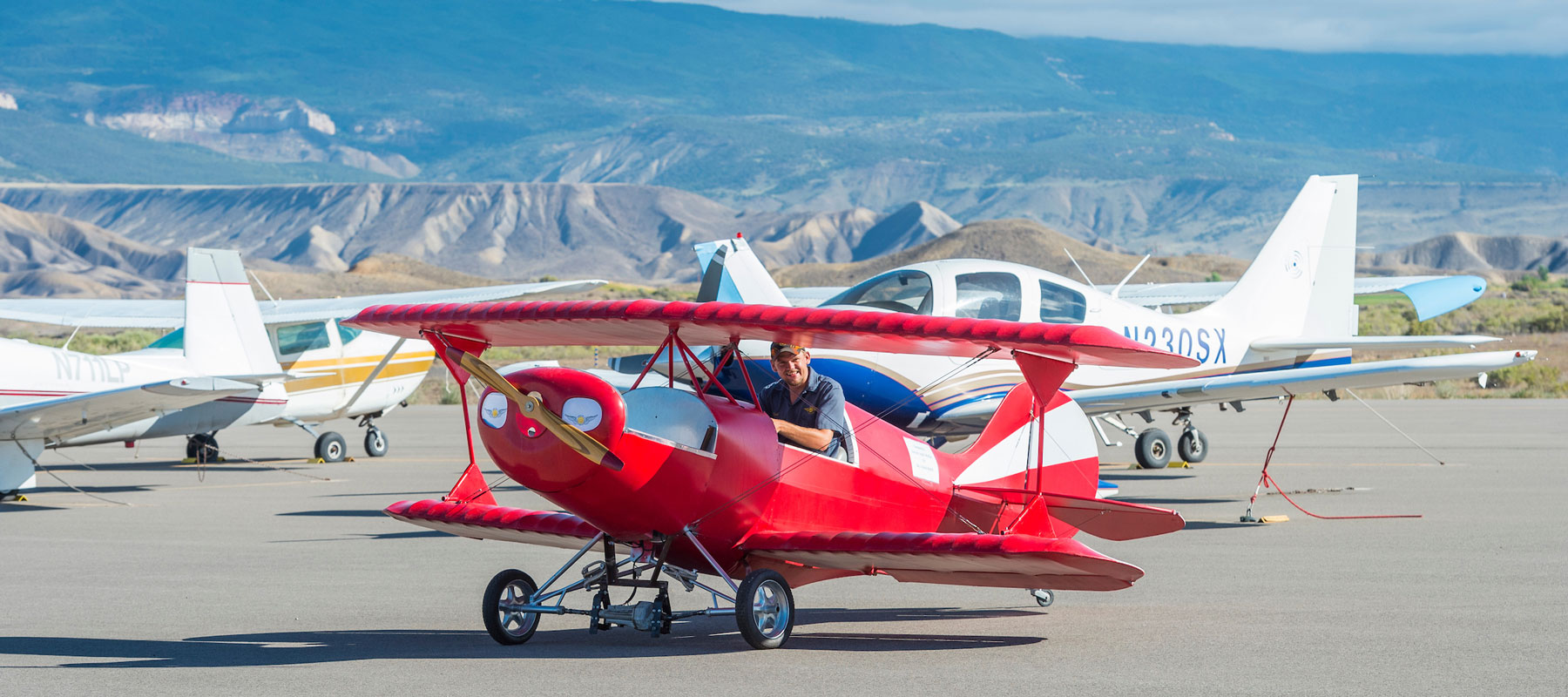 Smiling Aviation